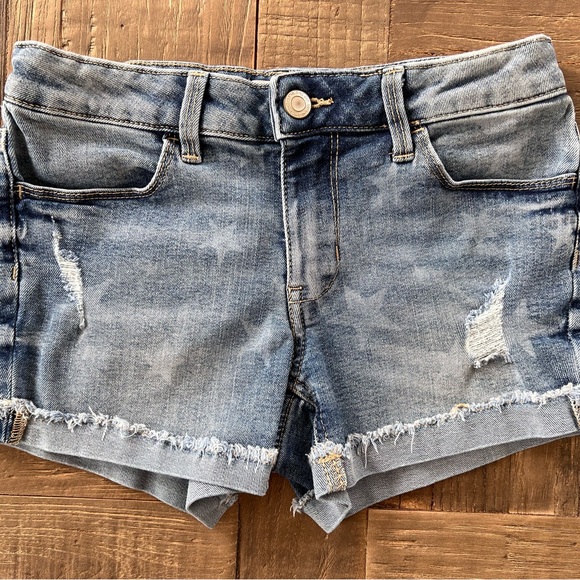 SO Blue Distressed Kids denim Girls Shorts with stars & frayed cuffed hem 10 - Picture 4 of 16